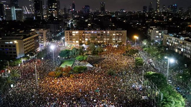 protest in tel aviv01