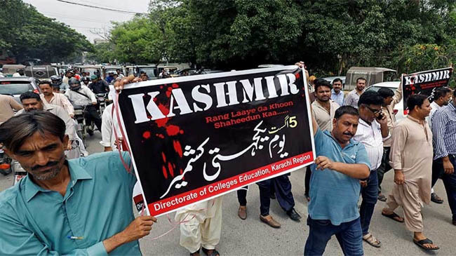 protest pakistan kashmir issue