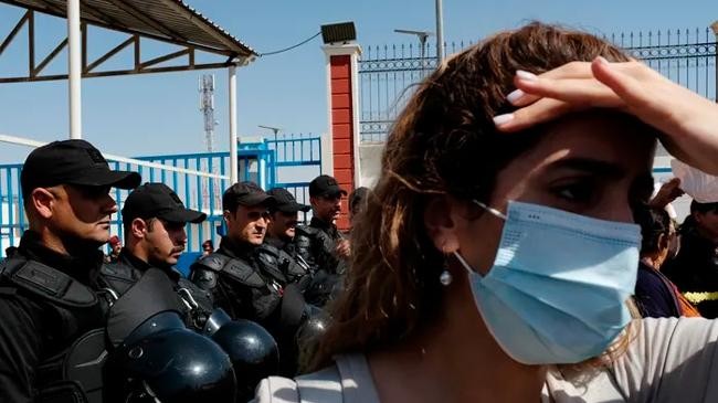 protesters gather outside the un headquarters in erbil