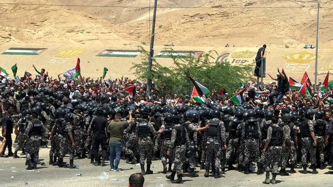 protesters in israel