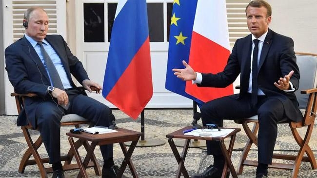 putin and macron 1