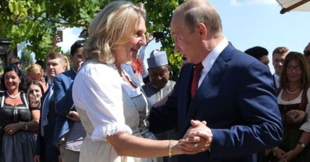 putin curran neil