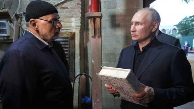 putin gifted a quran