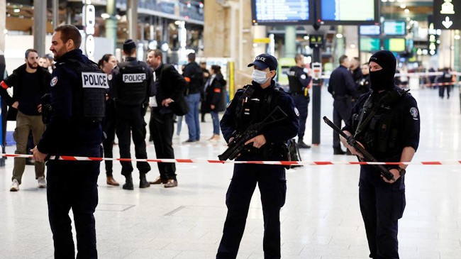 railway station paris