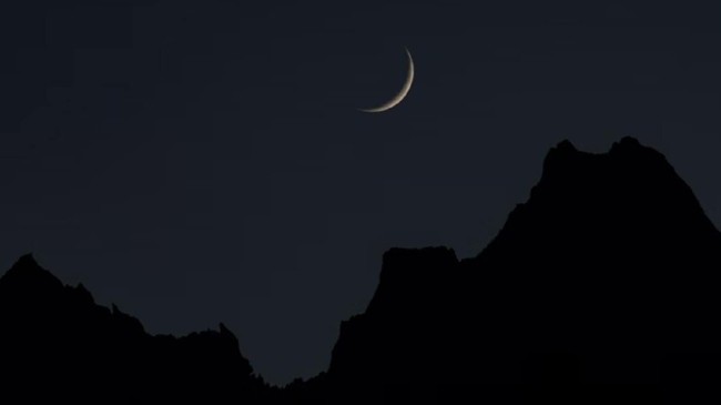 ramadan crescent