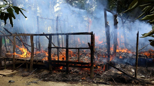 rohingya villages burnt