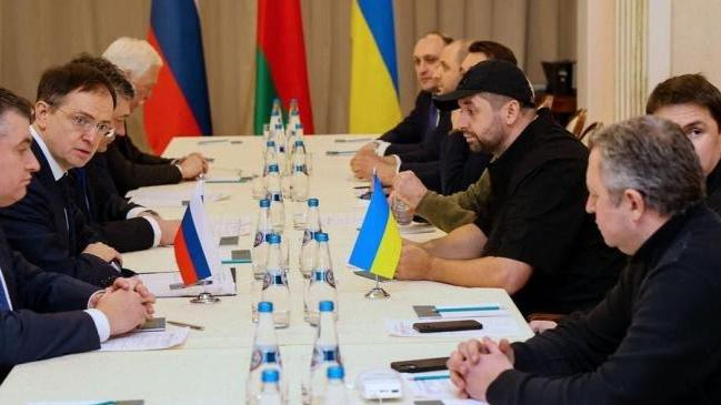 russia ukraine talks