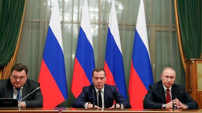 russian government resigned