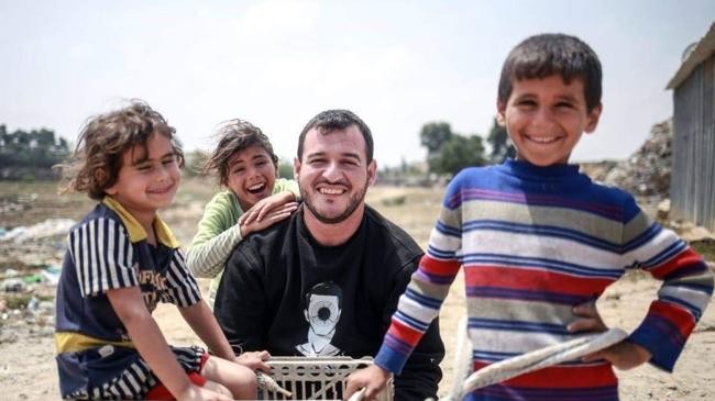 salem with palastine child
