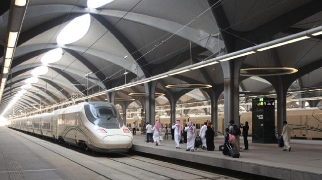 saudi arabia haramain train