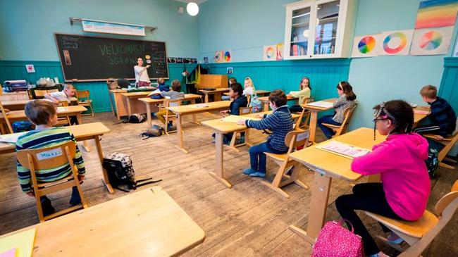 school open in europe01