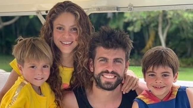 shakira.and family
