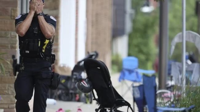 shooting at the highland park parade
