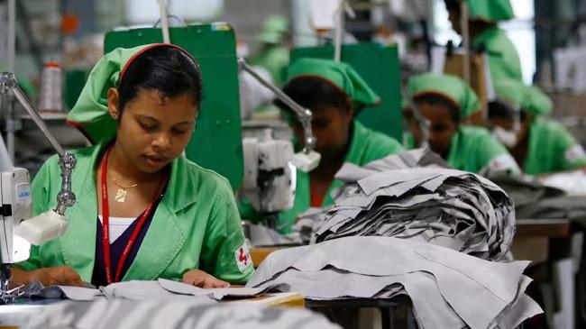 sri lanka loses apparel tea orders india