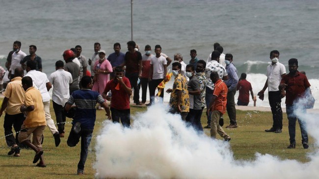 sri lanka protest tear gas