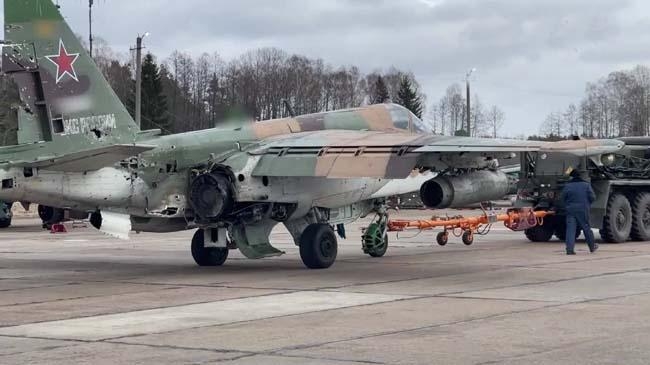 su 25 jet safely