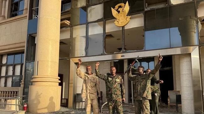 sudanese army regains control of central bank