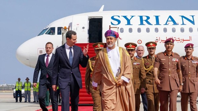 syria s assad visits oman after quake in first since war