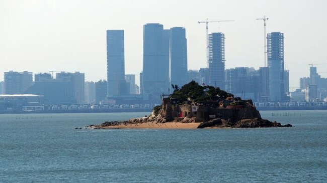 taiwan shoots down civilian drone over tiny islet off china