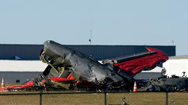 the front of the b17 split