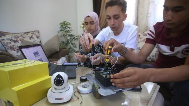 they work on a smart robot
