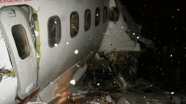 timeline of airplane crash 1