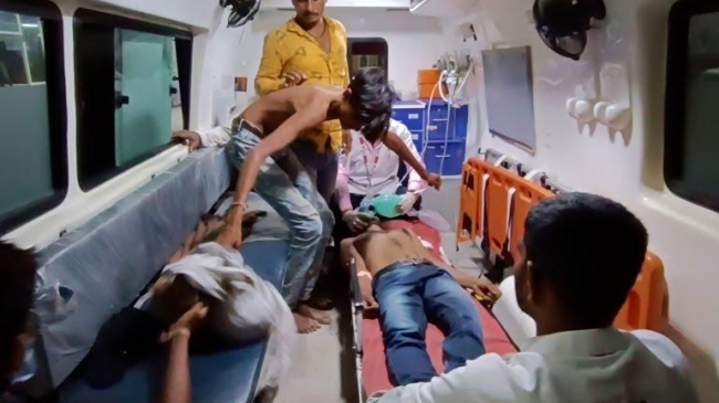 toxic liquor kills 28 in indias gujarat