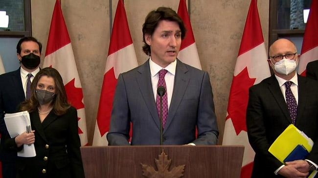 trudeau vows freeze anti mandate protesters accounts