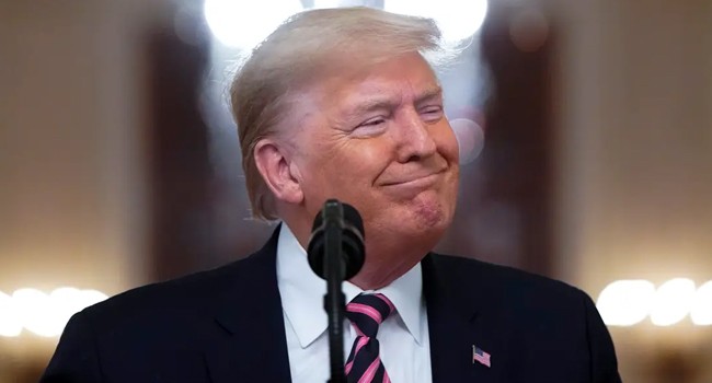 trump corona wont panic in heat of april