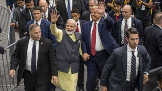 trump modi at texas