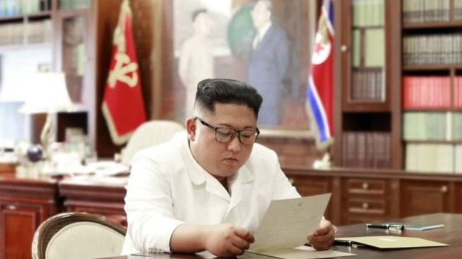 trumps letter in the hands of kim