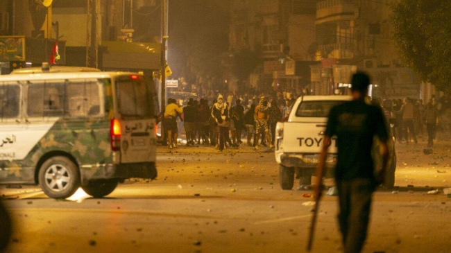 tunisia anti government protesters as anger over poverty continues