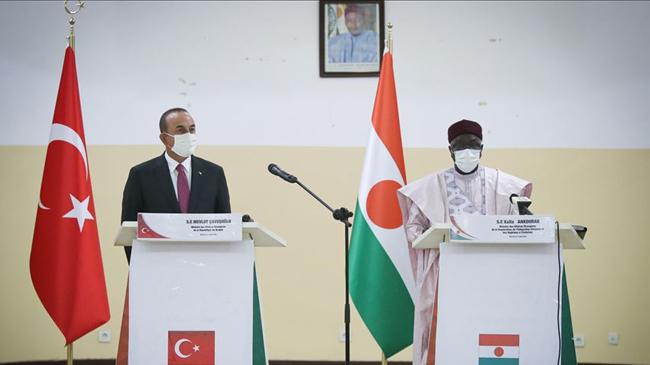 turkey fm mevlut kavosoglu and niger president