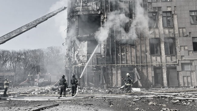 ইউক্রেনে রাশিয়ার ব্যাপক হামলা, নিহত ১৫