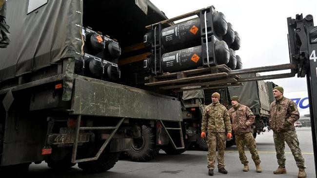 a us made javelin missile on the frontline in kharkiv