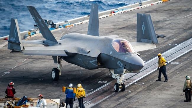 us f 35 crashes south china sea