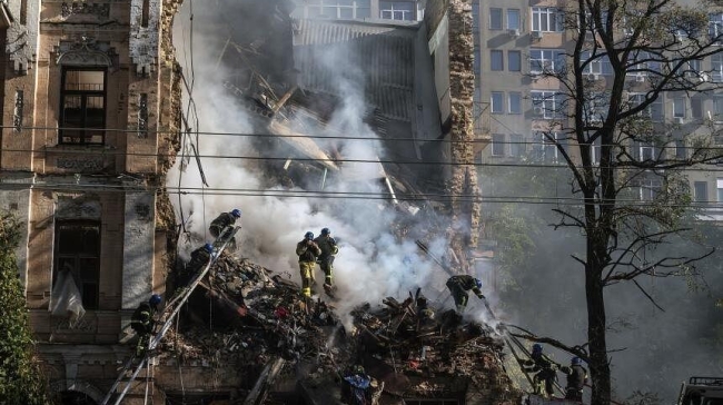 us warns of sanctions over iran drone ties after kiev strikes
