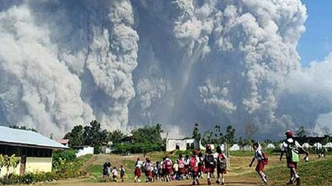 volcanoes erupted indonesia