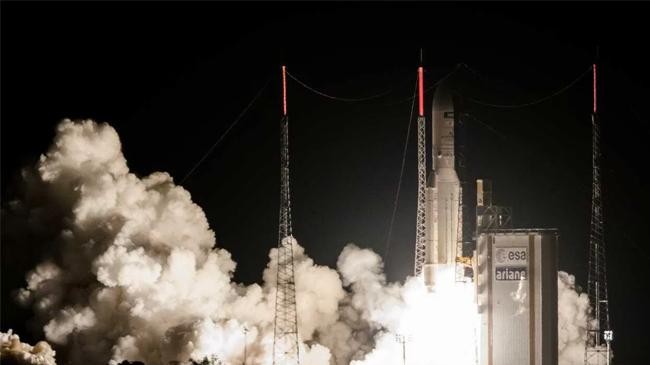 west blames russia for satellite hack ahead of ukraine offensive