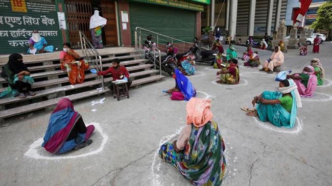 women collecting pension in chopal