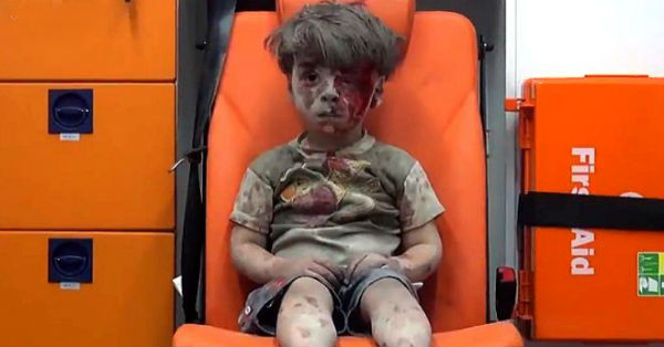 world shaking picture of a syrian boy