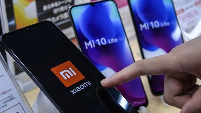 xiaomi and huawei smartphone lithuania