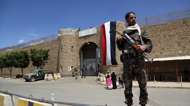 yemen s houthi rebels release 117 prisoners ahead of ramadan