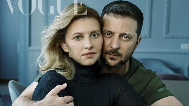 zelenasky and his wife posing