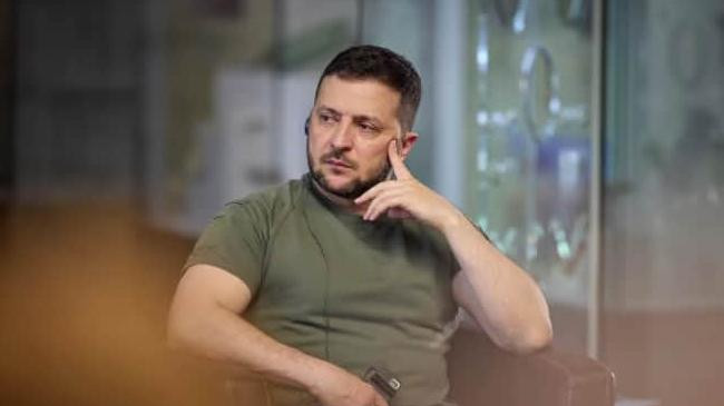 zelensky 25