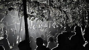 কারাফটকে শেষ দেখা, ছাত্রলীগ নেতার স্ত্রী-সন্তানকে পাশাপাশি দাফন