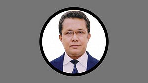 বিচারপতি খুরশীদ আলম সরকারকে অপসারণ