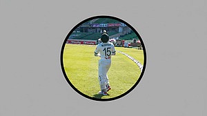 শততম টেস্টে সেঞ্চুরি থেকে ১ রান দূরে মুশফিক