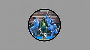 কোহলির রেকর্ড সেঞ্চুরিতে রুদ্ধশ্বাস ম্যাচে জিতল ভারত