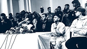 ৪৮ ঘণ্টার আল্টিমেটাম: পদত্যাগ ছাড়া মাঠে ফিরতে রাজি নন